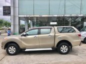 Xe Mazda BT 50 sản xuất năm 2015, màu vàng, nhập khẩu