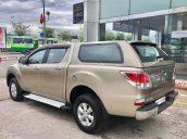 Xe Mazda BT 50 sản xuất năm 2015, màu vàng, nhập khẩu