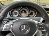 Cần bán xe Mercedes C300 AMG 2012, màu đen, giá 595tr