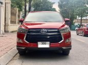 Cần bán gấp Toyota Innova đời 2018, màu đỏ