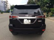 Cần bán lại xe Toyota Fortuner năm sản xuất 2016, màu đen