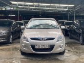 Cần bán lại xe Hyundai i20 1.4 AT 2011, màu kem (be), nhập khẩu  