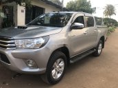 Cần bán gấp Toyota Hilux sản xuất năm 2015, màu bạc, nhập khẩu nguyên chiếc còn mới giá cạnh tranh