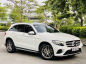 Bán Mercedes GLC 300 năm 2016, màu trắng còn mới