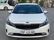 Xe Kia Cerato năm sản xuất 2016, màu trắng số sàn, 405 triệu