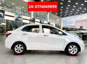 Cần bán xe Hyundai Grand i10 năm sản xuất 2021, màu trắng, nhập khẩu nguyên chiếc