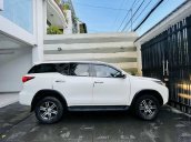 Bán ô tô Toyota Fortuner năm sản xuất 2019, màu trắng, nhập khẩu nguyên chiếc