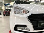 Cần bán xe Hyundai Grand i10 năm sản xuất 2021, màu trắng, nhập khẩu nguyên chiếc