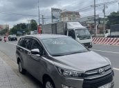 Cần bán gấp Toyota Innova 2.0E - số sàn sản xuất 2019, 610 triệu