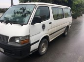 Cần bán Toyota Hiace năm sản xuất 2001, màu trắng chính chủ