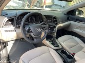 Cần bán xe Hyundai Elantra 2.0 năm 2018, giá chỉ 545tr