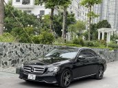 Bán xe Mercedes sản xuất năm 2016, đi 50.000km