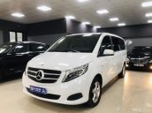 Mercedes-Benz V250 model 2017, xe 1 chủ có VAT cao