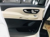 Mercedes-Benz V250 model 2017, xe 1 chủ có VAT cao