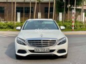 Cần bán gấp Mercedes C250 2015, màu trắng