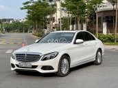 Cần bán gấp Mercedes C250 2015, màu trắng