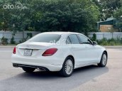 Cần bán gấp Mercedes C250 2015, màu trắng