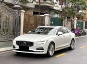 Cần bán lại xe Volvo S90 2016, màu trắng, xe đi lướt, vẫn còn rất mới