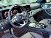 Bán ô tô Mercedes E300 sản xuất năm 2019, màu đỏ còn mới