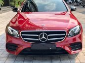 Bán ô tô Mercedes E300 sản xuất năm 2019, màu đỏ còn mới