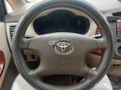 Cần bán Toyota Innova G đời 2007, màu bạc số sàn giá cạnh tranh