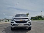 Bán Chevrolet Trailblazer LT 2018, số sàn, 1 cầu, màu bạc