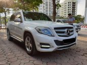 Cần bán lại xe Mercedes 2012, màu trắng còn mới, giá tốt