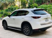 Cần bán gấp Mazda CX 5 2.0 2018, màu trắng