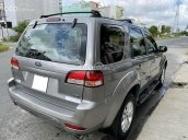 Cần bán Ford Escape XLT 4WD model 2012