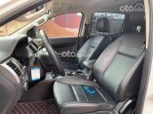 Xe Ford Ranger XLT Limited 2.0 AT năm 2020, màu trắng như mới giá cạnh tranh