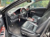 Cần bán gấp Toyota Camry 2.5Q năm 2013, màu đen giá cạnh tranh