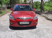 Bán Hyundai i30 CW sản xuất năm 2009, màu đỏ, nhập khẩu nguyên chiếc số tự động