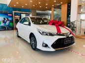 Bán Toyota Corolla Altis sản xuất năm 2021, màu trắng giá cạnh tranh