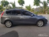 Cần bán gấp Hyundai i30 năm sản xuất 2009, màu xám, xe nhập số tự động