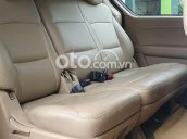 Cần bán Hyundai Starex 2013, màu bạc