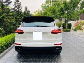 Cần bán gấp Porsche Cayenne sản xuất năm 2016, xe nhập còn mới