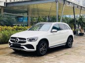 Bán Mercedes Benz GLC300 new 99,9% vừa đăng kí biển số, chưa đi km nào, giá cực ưu đãi, trả góp 75%, bảo hành chính hãng