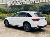 Bán Mercedes Benz GLC300 new 99,9% vừa đăng kí biển số, chưa đi km nào, giá cực ưu đãi, trả góp 75%, bảo hành chính hãng