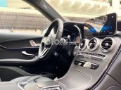 Bán Mercedes Benz GLC300 new 99,9% vừa đăng kí biển số, chưa đi km nào, giá cực ưu đãi, trả góp 75%, bảo hành chính hãng