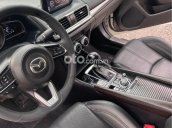 Cần bán lại xe Mazda 3 sản xuất 2019, màu trắng, giá tốt