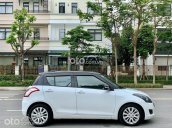 Cần bán lại xe Suzuki Swift đời 2015, màu trắng, giá 369tr