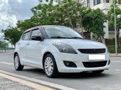 Cần bán lại xe Suzuki Swift đời 2015, màu trắng, giá 369tr