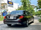 Chính chủ bán Mercedes E200 2018, màu đen số tự động