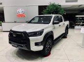 Toyota Hilux 2.8 AT 2021. Giao ngay