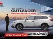 Bán Mitsubishi Outlander 2.0 CVT Premium sản xuất 2021, màu trắng