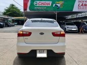 Bán Kia Rio năm 2017, màu trắng, nhập khẩu nguyên chiếc chính chủ