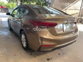 Xe Hyundai Accent MT sx 2018 đời 2019, màu nâu như mới giá 405tr