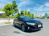 Cần bán lại xe Hyundai Elantra sản xuất 2020, màu đen, giá tốt