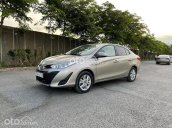 Cần bán Toyota Vios năm 2018, màu ghi vàng, số sàn, giá 398tr