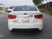 Cần bán Kia Cerato sản xuất 2010, màu trắng, nhập khẩu Hàn Quốc xe gia đình, giá 308tr